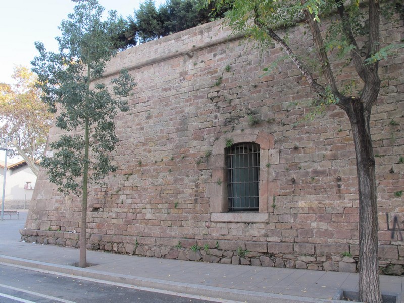 Muralla abaluartada de Barcelona