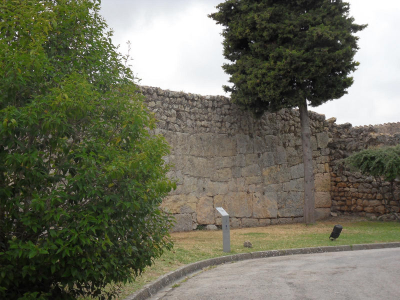 Muralla urbana de Olèrdola