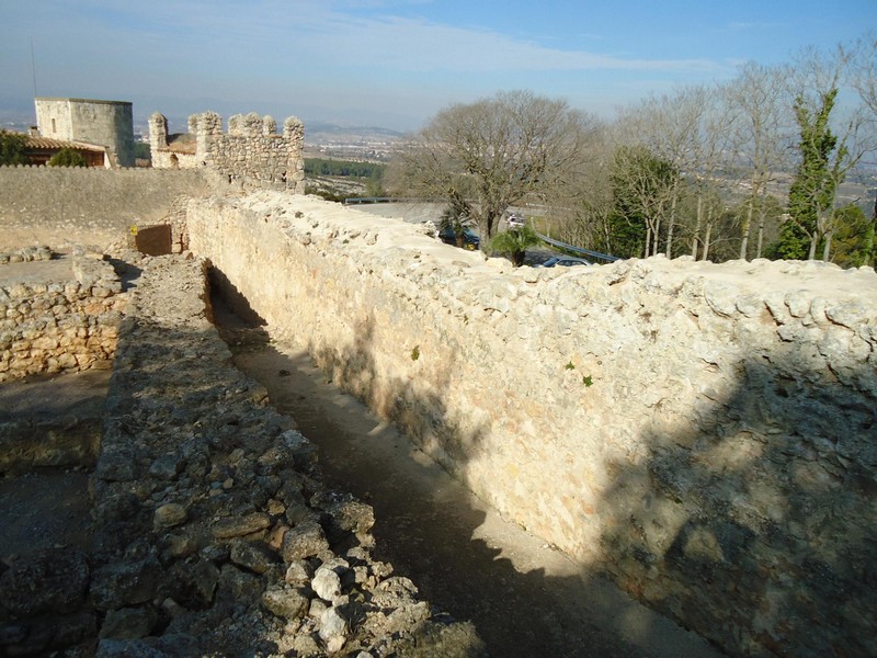 Muralla urbana de Olèrdola