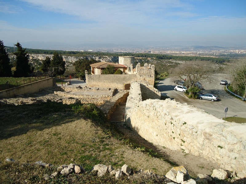 Muralla urbana de Olèrdola