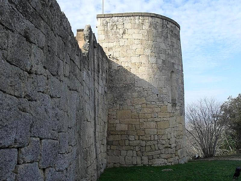 Muralla urbana de Olèrdola