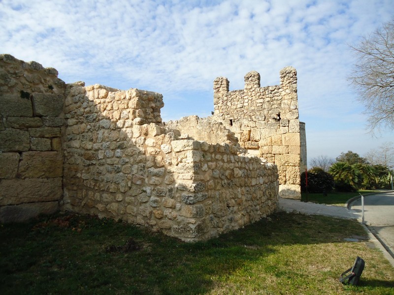 Muralla urbana de Olèrdola