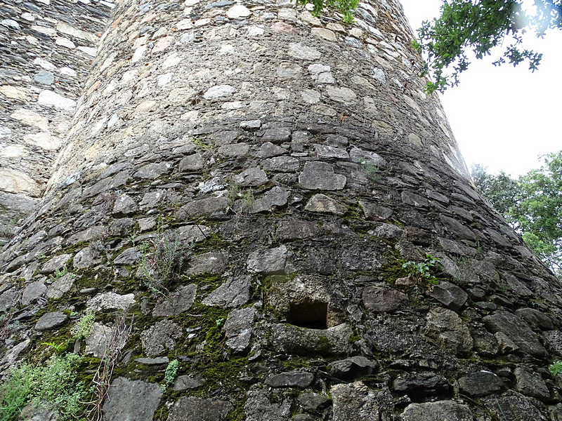 Castillo de Montclús