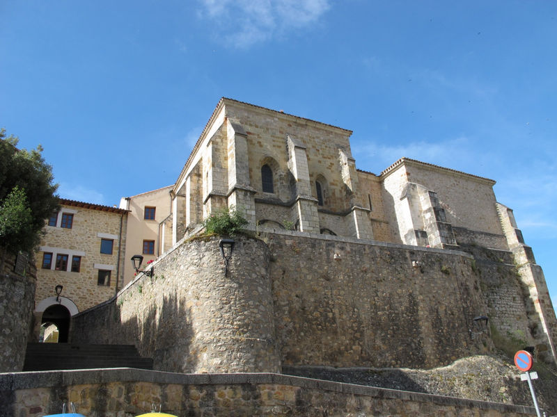 Muralla urbana de Oña