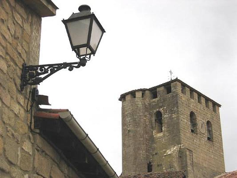 Iglesia fortificada de San Pedro Apóstol