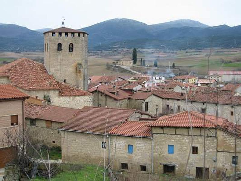 Iglesia fortificada de San Pedro Apóstol