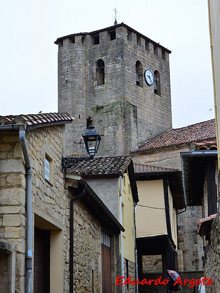 Iglesia fortificada de San Pedro Apóstol