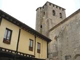 Iglesia fortificada de San Pedro Apóstol