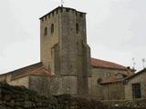 Iglesia fortificada de San Pedro Apóstol