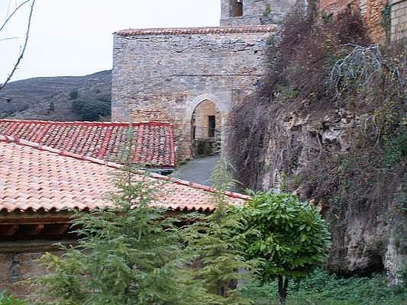 Muralla urbana de Tubilla del Agua