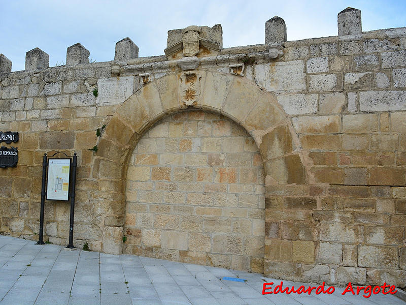 Muralla urbana de Santo Domingo de Silos