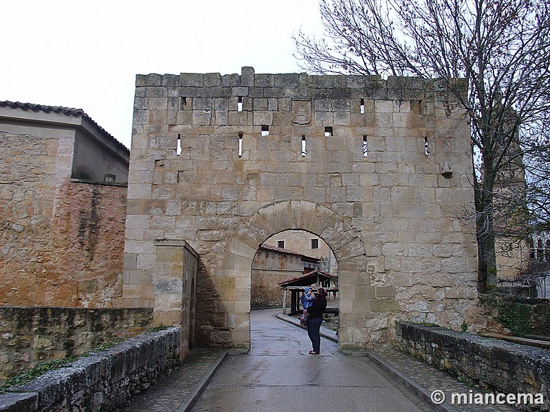 Muralla urbana de Santo Domingo de Silos