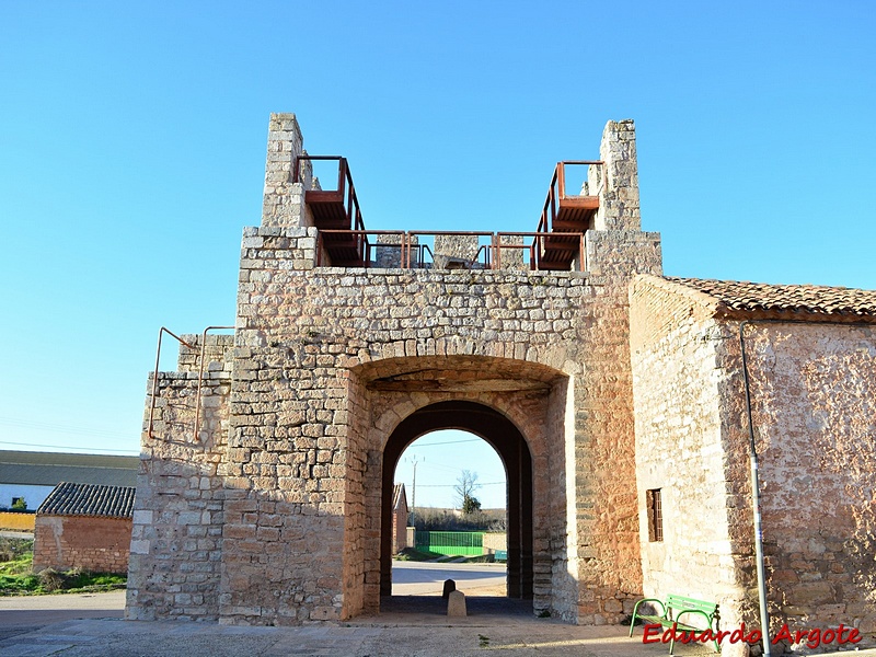 Muralla urbana de Santa María del Campo