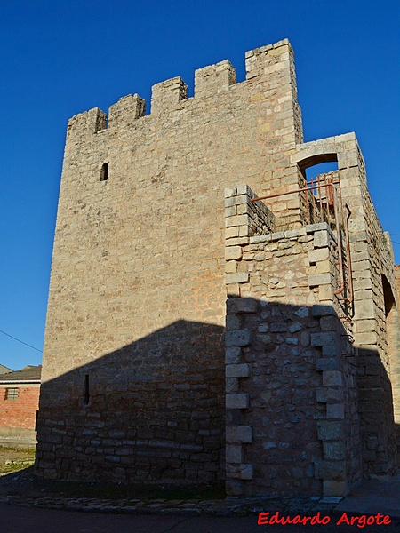 Muralla urbana de Santa María del Campo