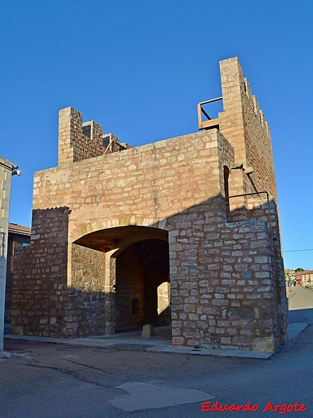 Muralla urbana de Santa María del Campo