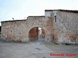 Puerta de la Fuente