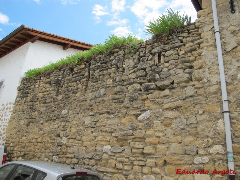 Muralla urbana de La Puebla de Arganzón