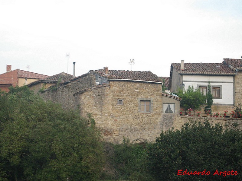 Muralla urbana de La Puebla de Arganzón