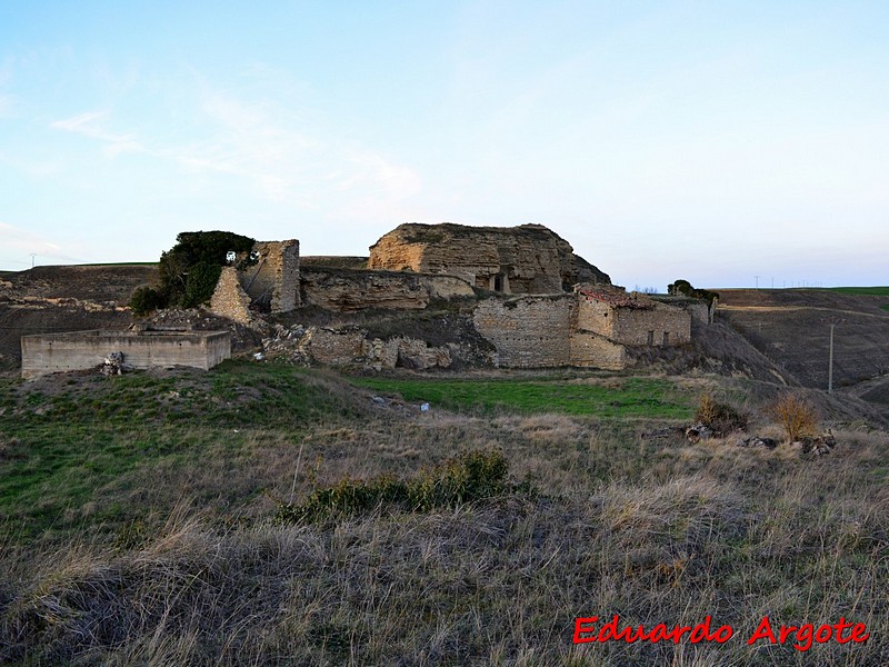 Castillo de Valluércanes