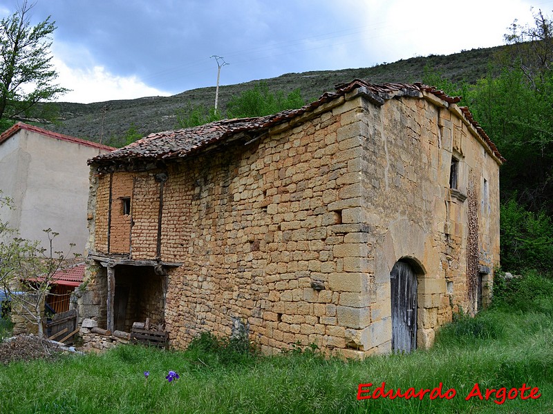 Casa noble de Moradillo de Sedano