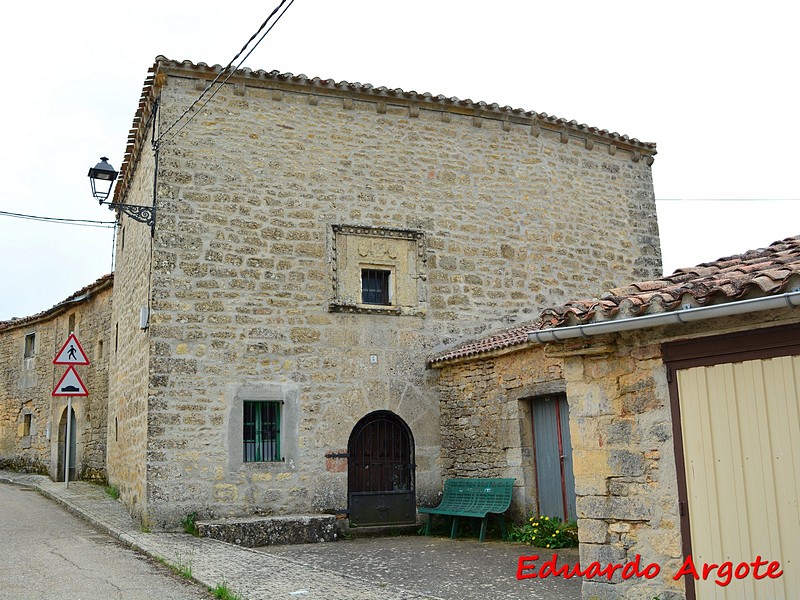 Casa-Torre de Quintanaloma