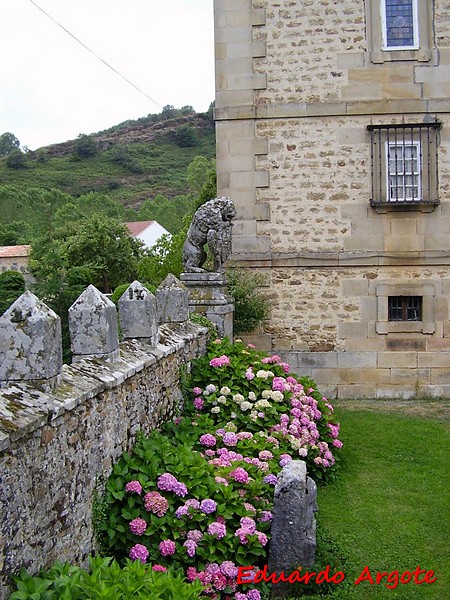 Casa fuerte de los Cuevas de Velasco