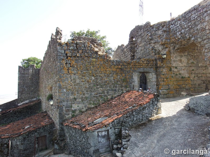 Castillo de Santibáñez el Alto