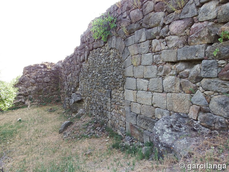 Castillo de Santibáñez el Alto