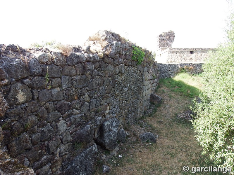 Castillo de Santibáñez el Alto