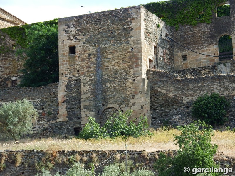 Alcázar de Alcántara