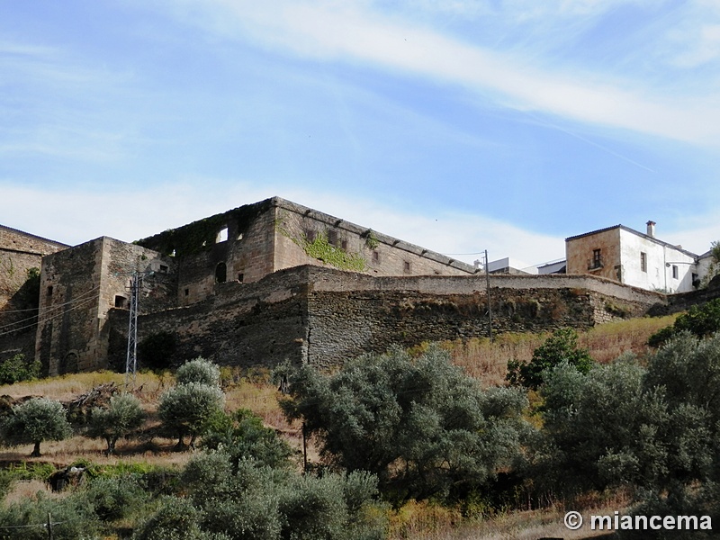 Alcázar de Alcántara