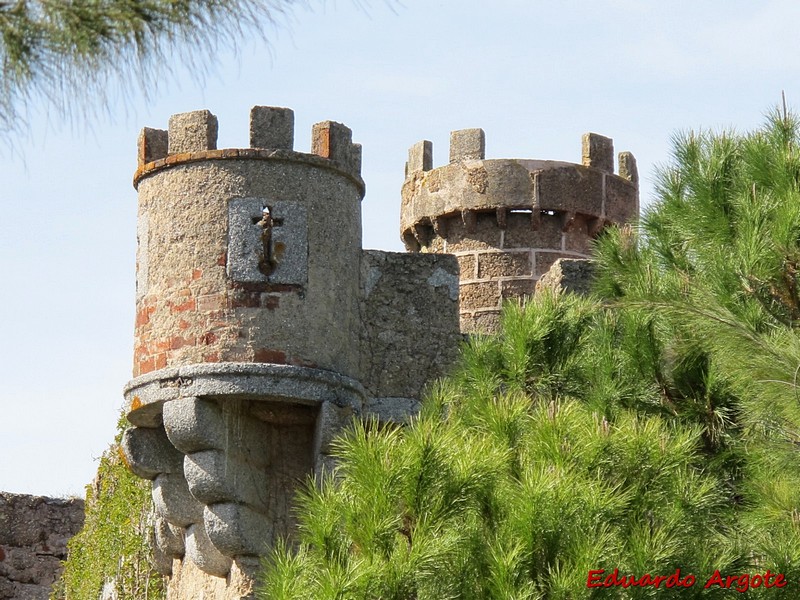 Castillo palacio de las Seguras