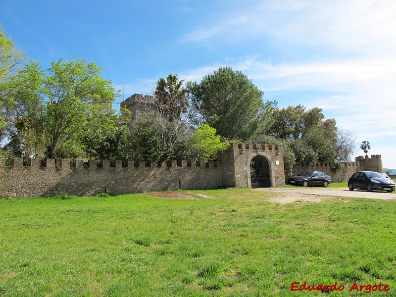 Castillo palacio de las Seguras