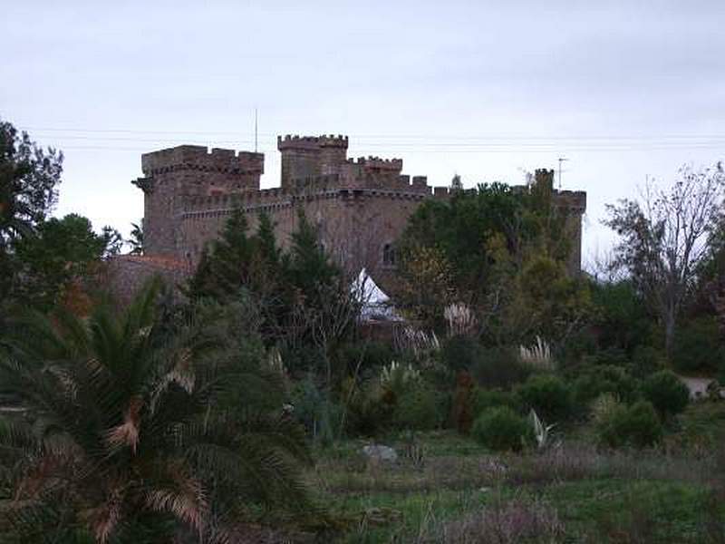 Castillo palacio de las Seguras