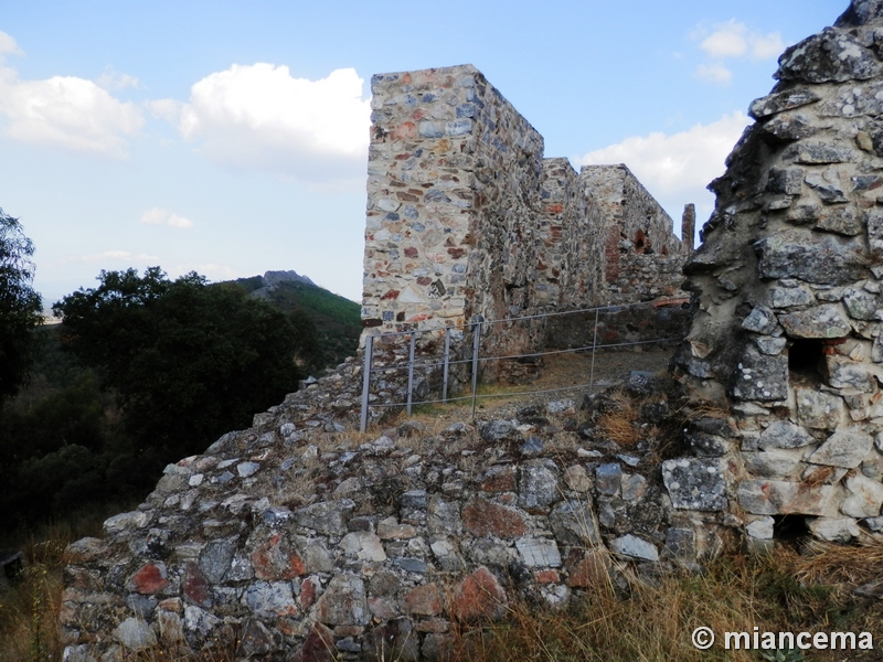 Castillo de la Peña del Acero