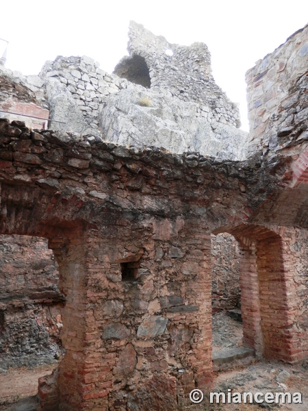 Castillo de la Peña del Acero