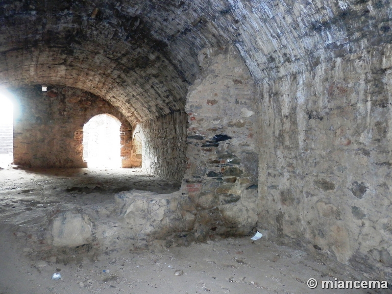 Castillo de la Peña del Acero