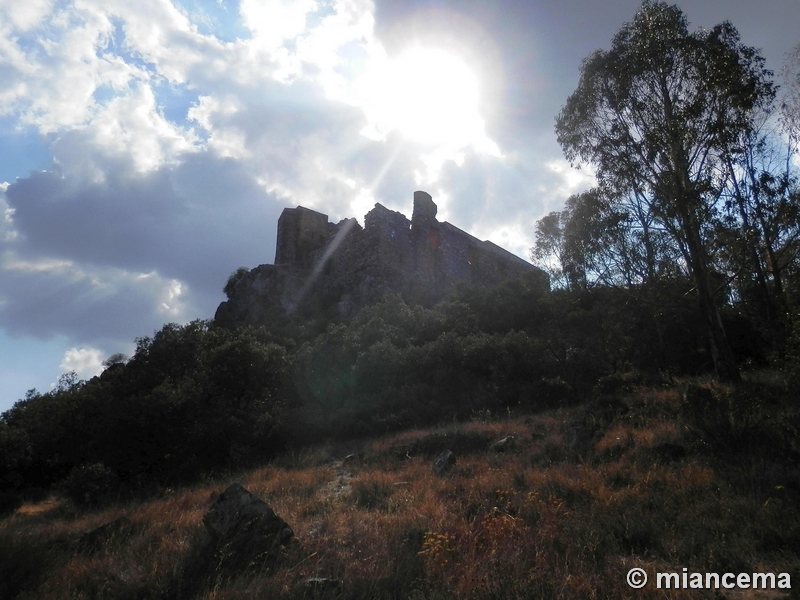 Castillo de la Peña del Acero