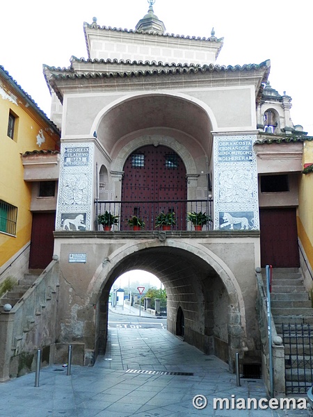 Puerta de Trujillo