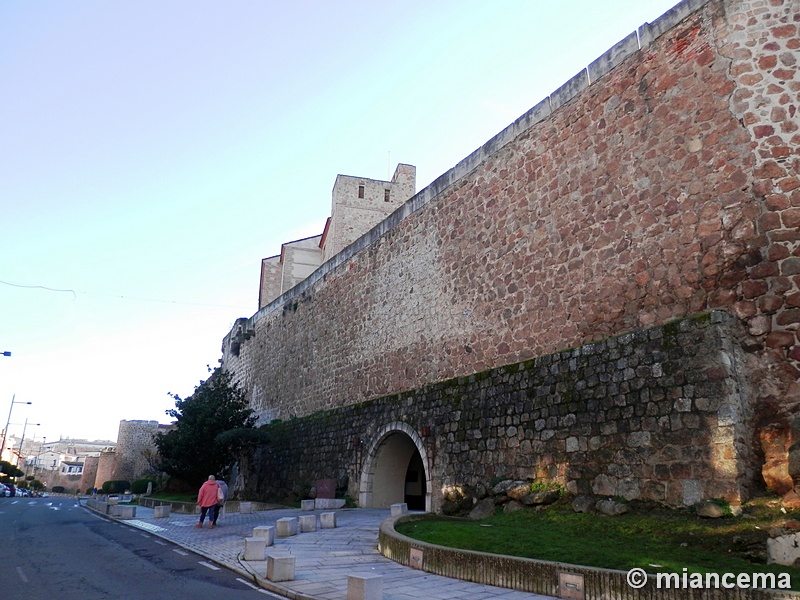 Muralla urbana de Plasencia