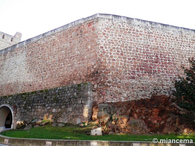 Muralla urbana de Plasencia