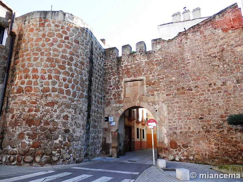 Muralla urbana de Plasencia