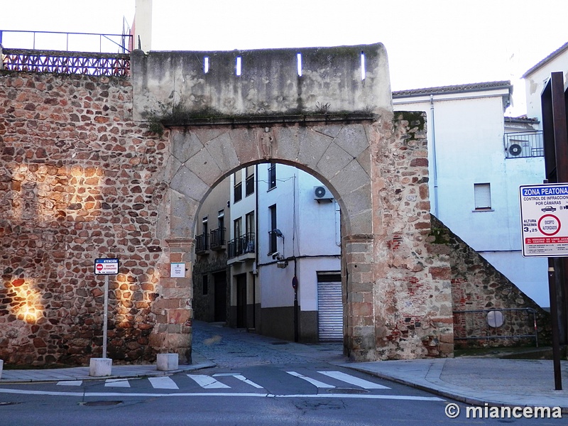 Muralla urbana de Plasencia