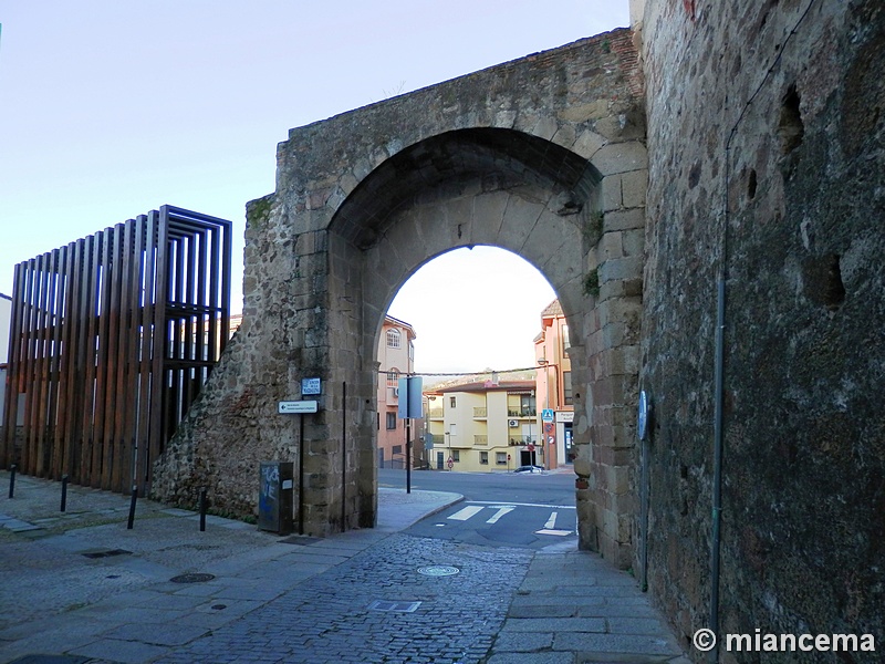 Muralla urbana de Plasencia