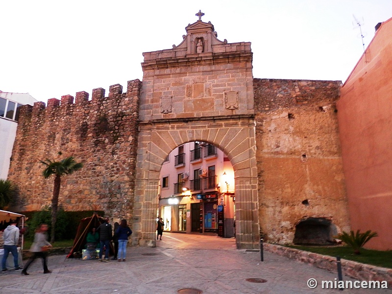 Muralla urbana de Plasencia