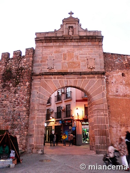 Muralla urbana de Plasencia