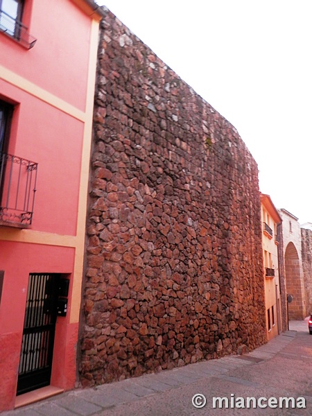 Muralla urbana de Plasencia