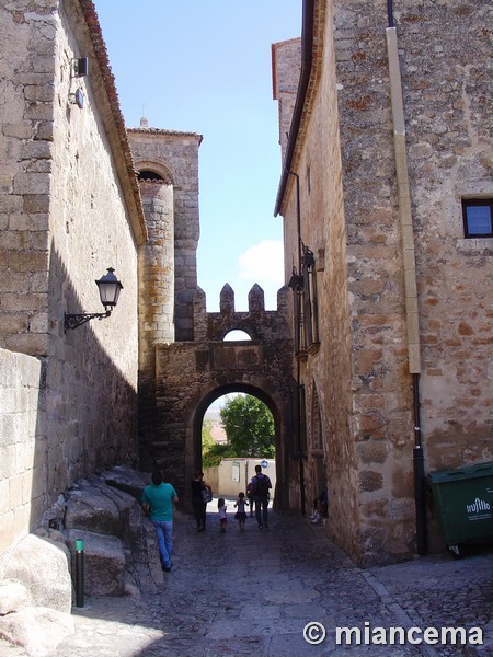 Puerta de Santiago