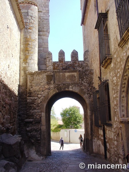 Puerta de Santiago