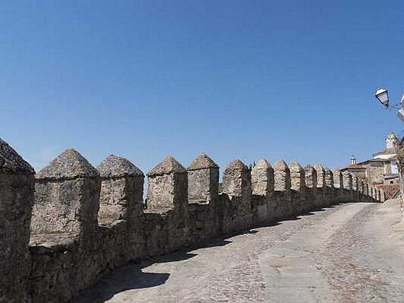 Muralla urbana de Trujillo